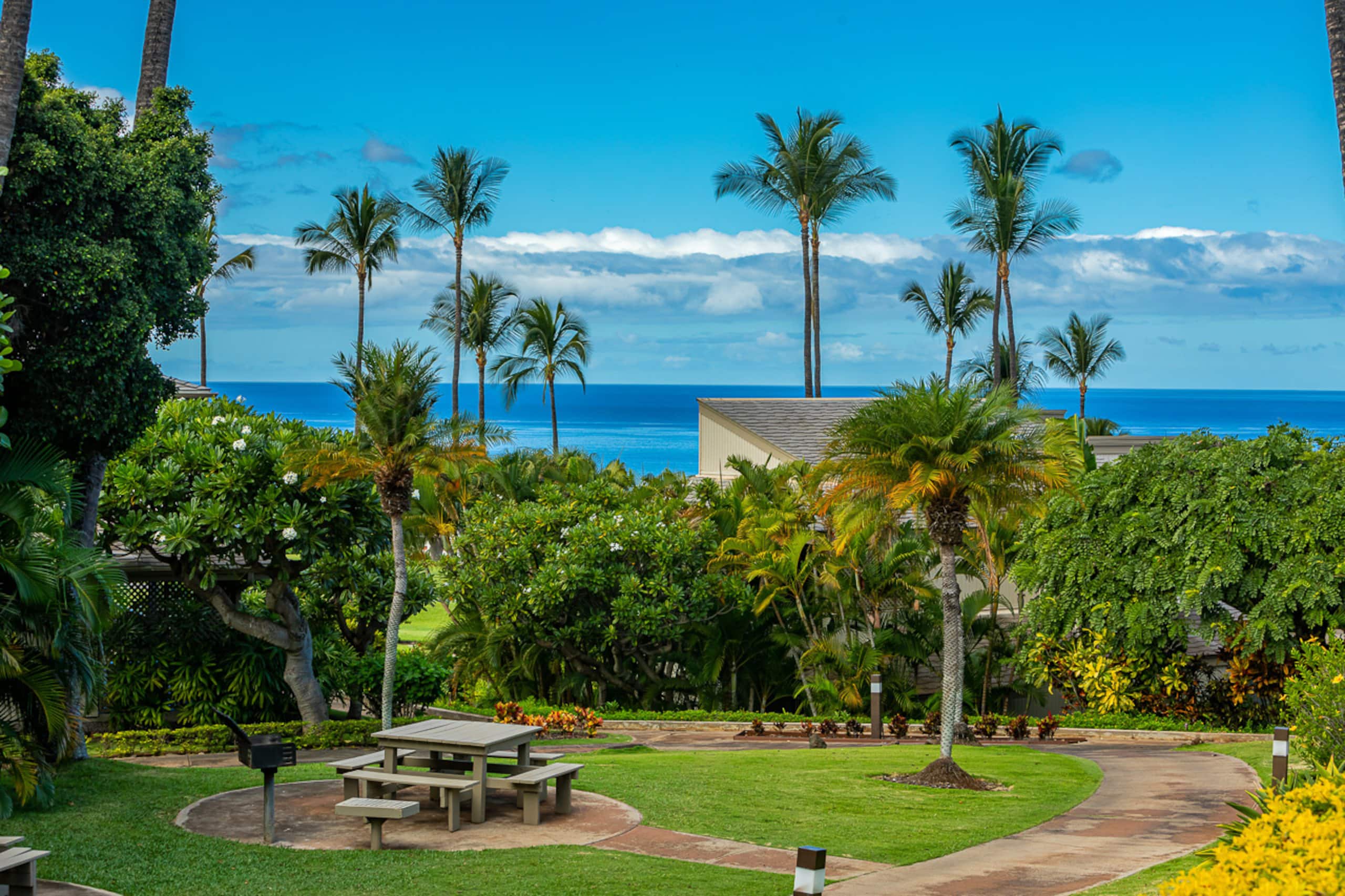 Condo in Kihei · ★4.92 · 2 bedrooms · 3 beds · 2 baths - Image 30