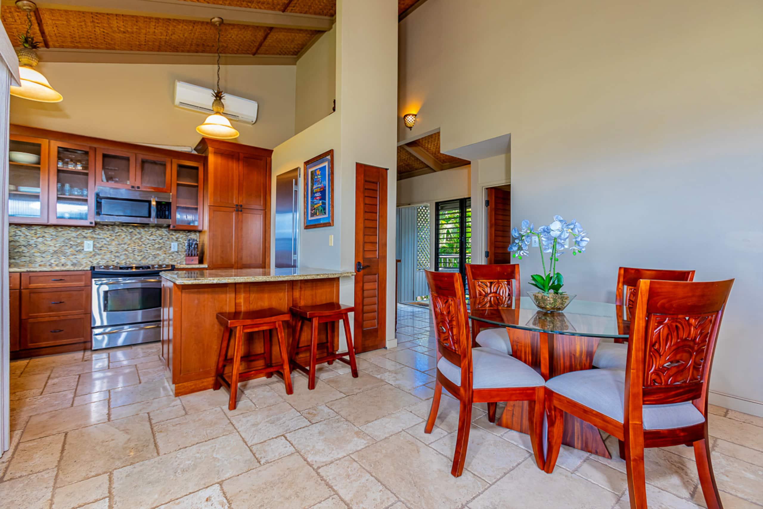 Condo in Kihei · ★4.92 · 2 bedrooms · 3 beds · 2 baths - Image 6