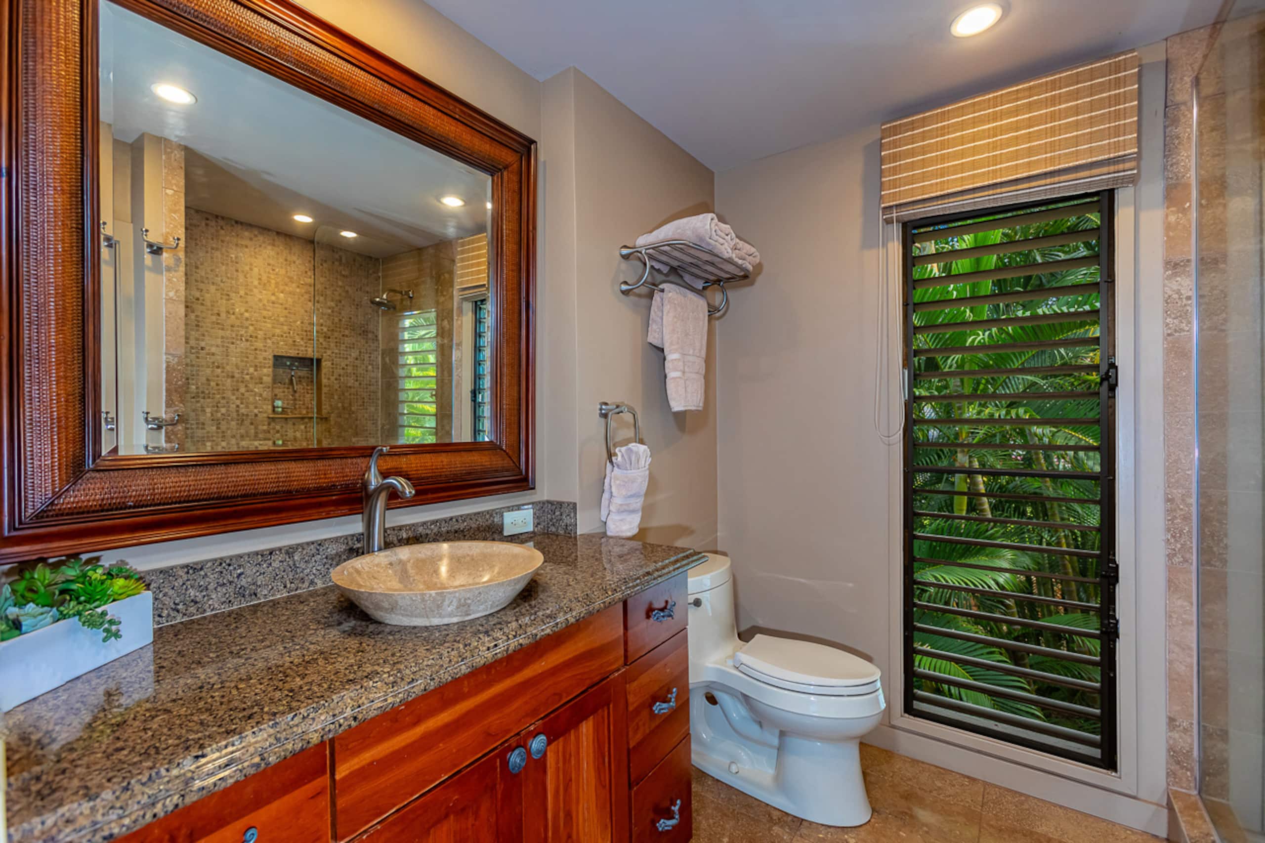 Condo in Kihei · ★4.92 · 2 bedrooms · 3 beds · 2 baths - Image 23
