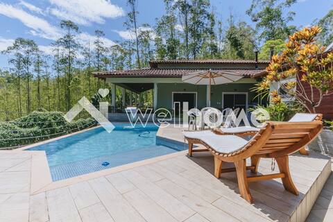Charming house with pool and nature view