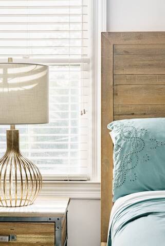 Southern Charm: Downtown, Walk to Farmers Market & gallery image 3