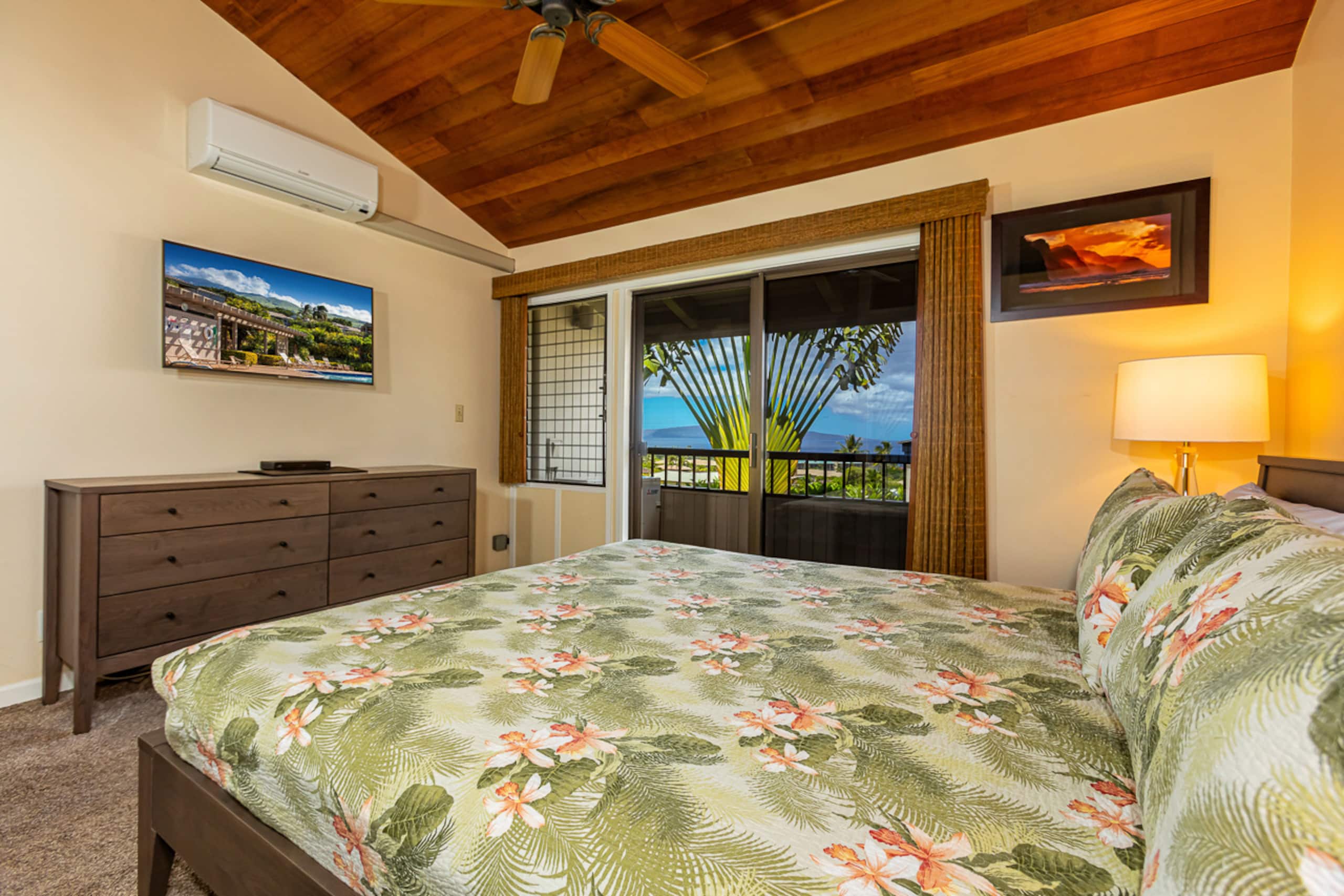 Condo in Kihei · ★4.96 · 1 bedroom · 1 bed · 2 baths - Image 31