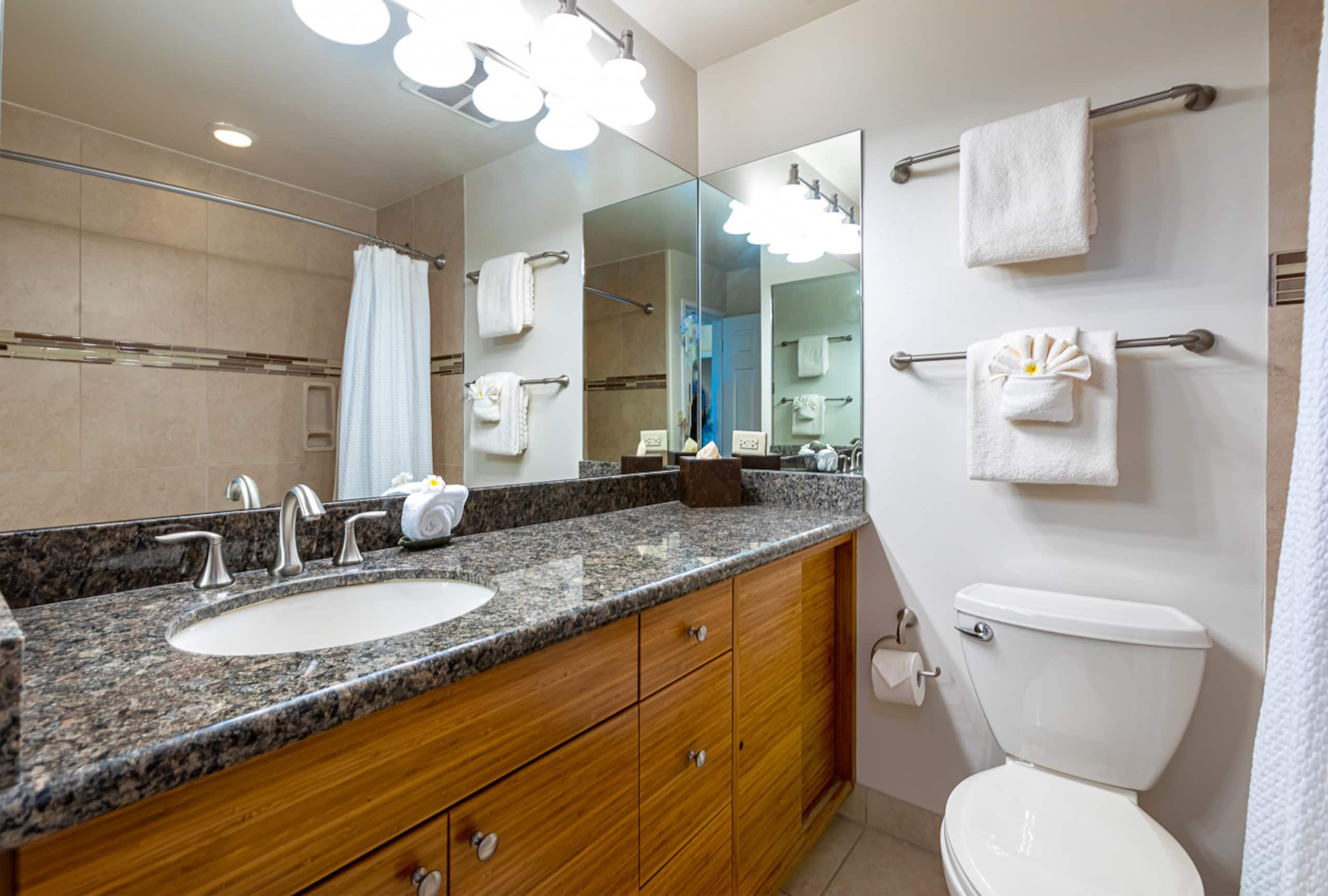 Condo in Kihei · ★4.96 · 1 bedroom · 1 bed · 2 baths - Image 23