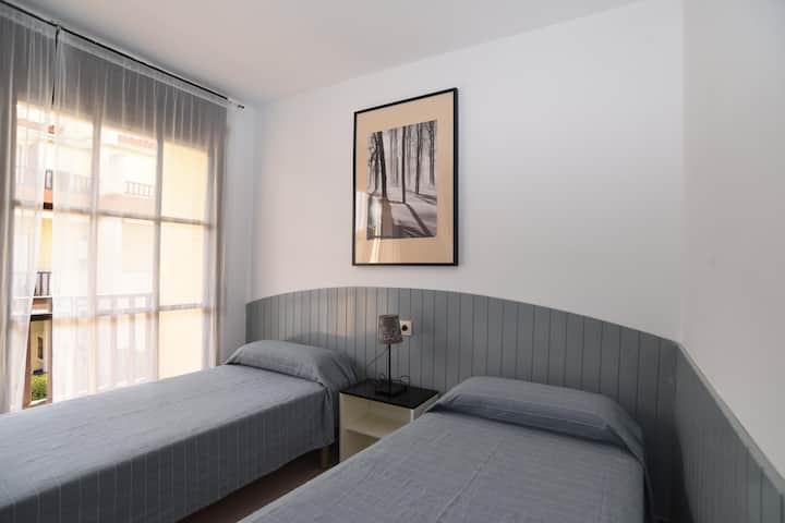 Ducat 13-III 13-III Apartment Escala (L ') | 408499