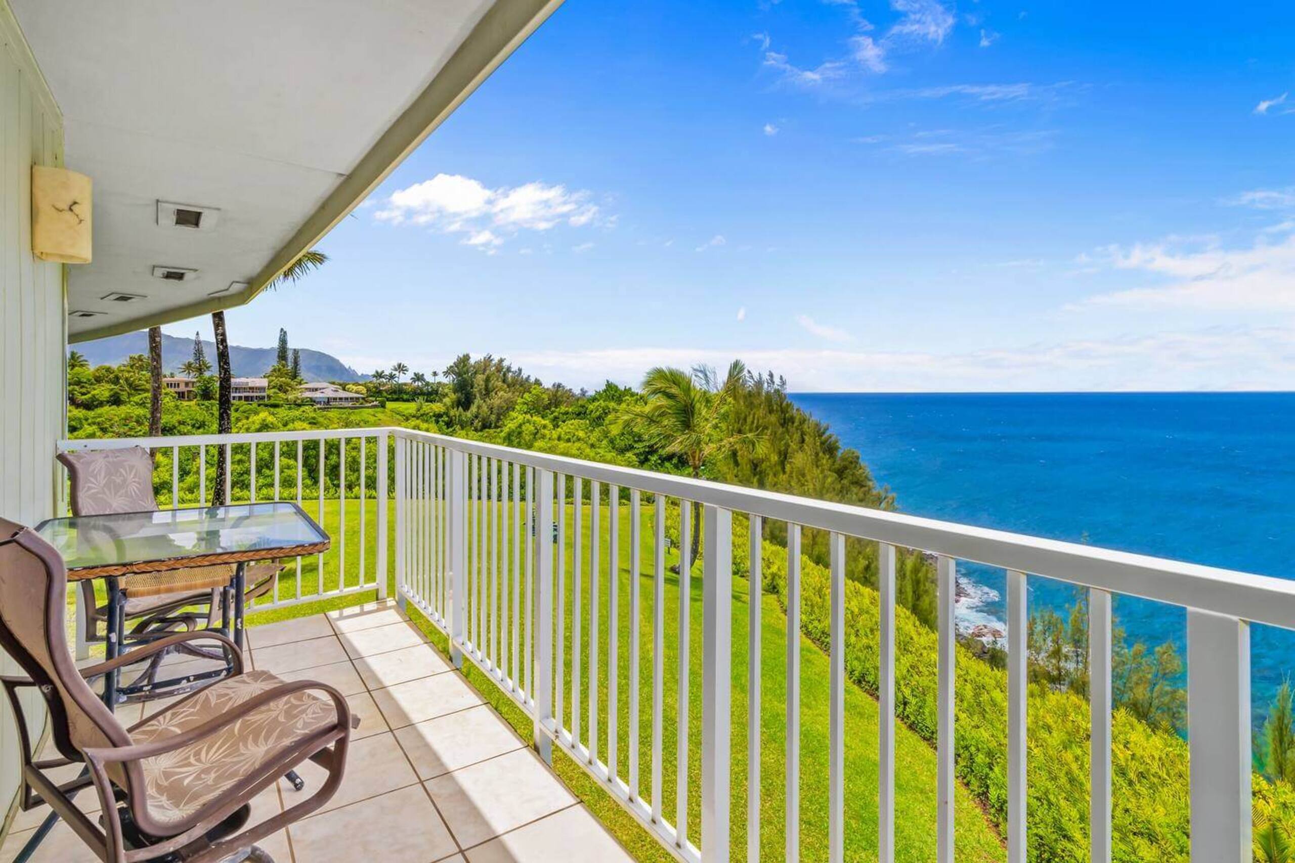 Condo in Princeville · ★4.98 · 2 bedrooms · 2 beds · 2 baths - Image 28