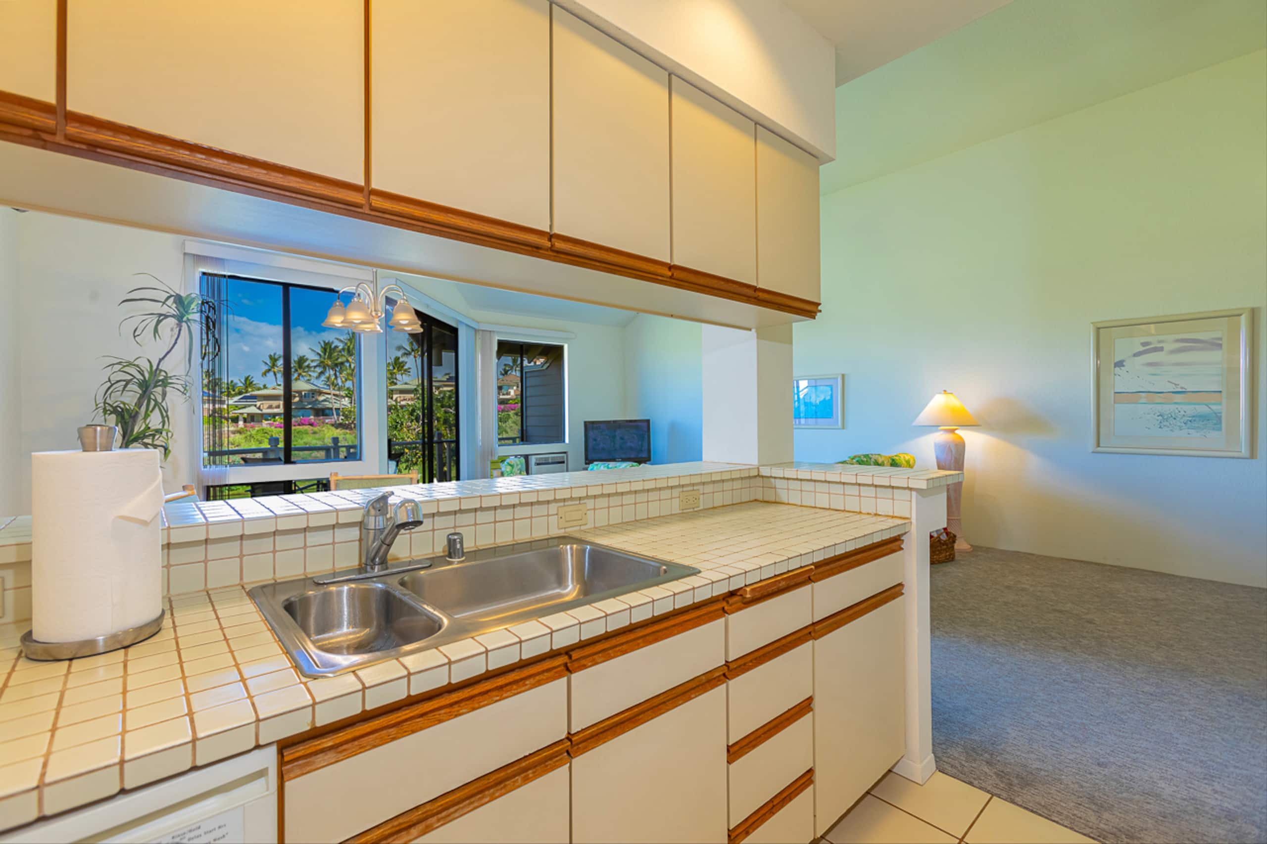 Condo in Kihei · ★4.76 · 1 bedroom · 2 beds · 2 shared baths - Image 17