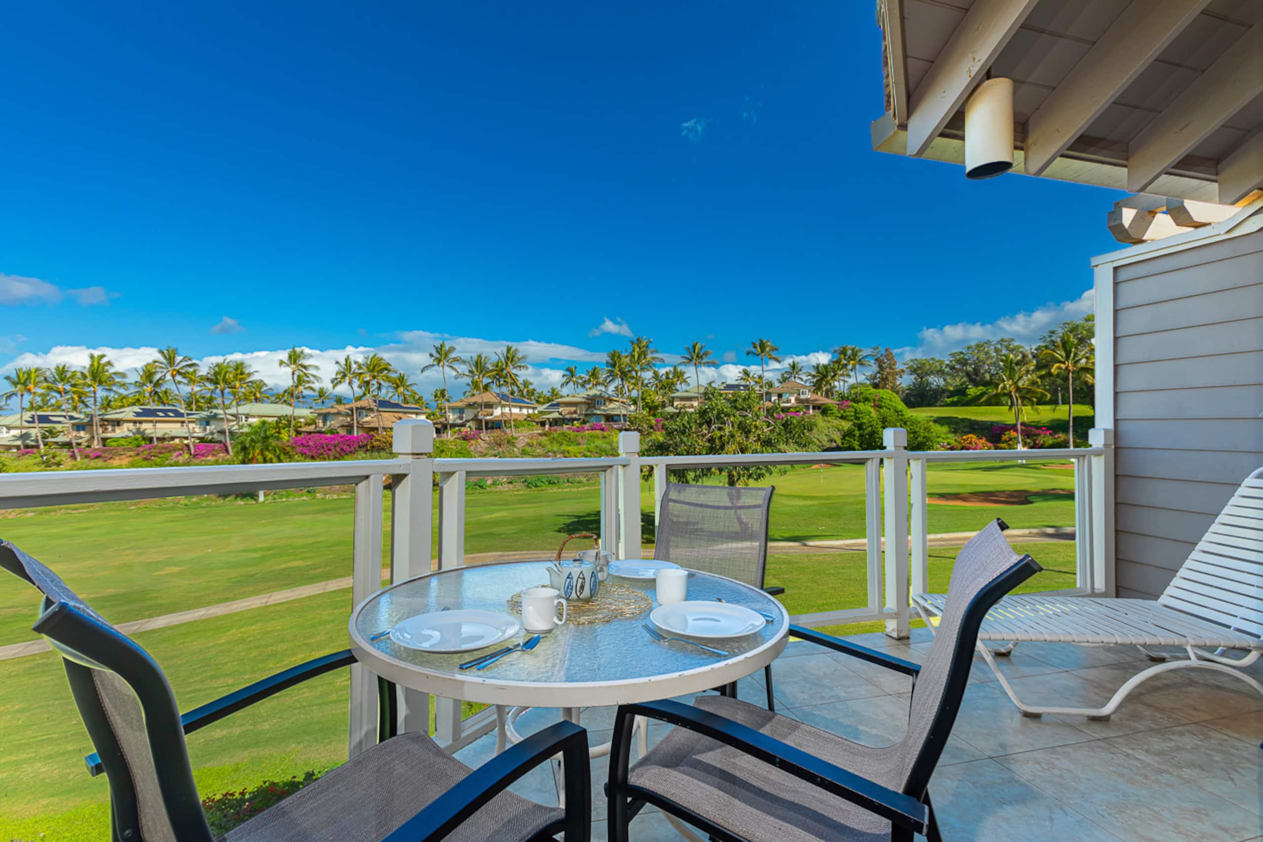 Condo in Kihei · ★4.76 · 1 bedroom · 2 beds · 2 shared baths - Image 3