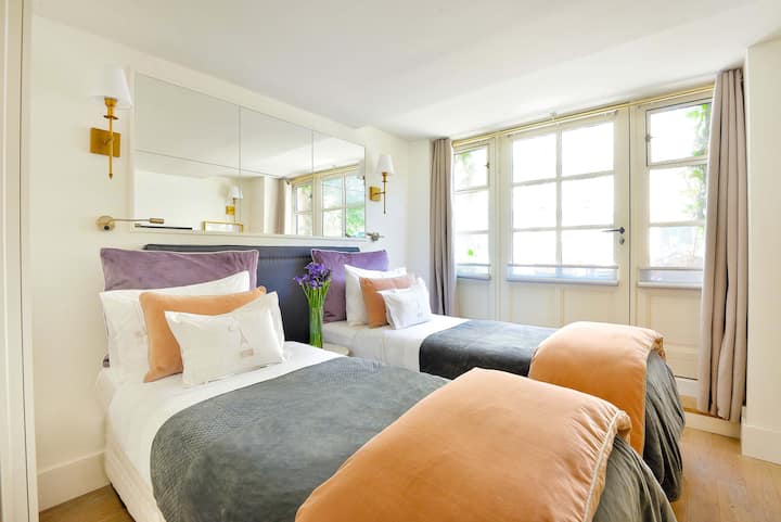 Bedden kunnen samen of apart worden opgemaakt in slaapkamer 2.