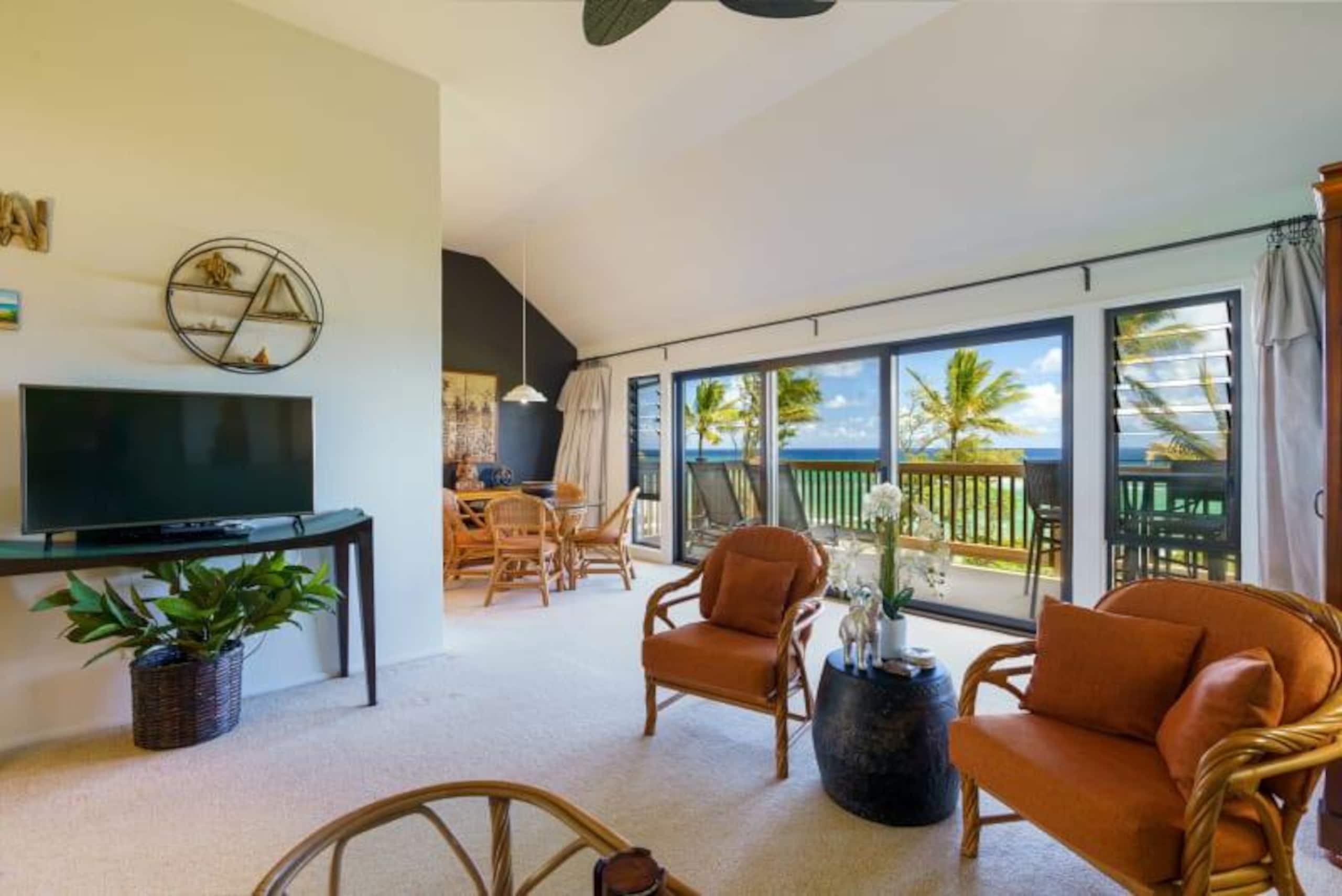 Pacific views, pool & lanai - sleeps 4 - Photo 4