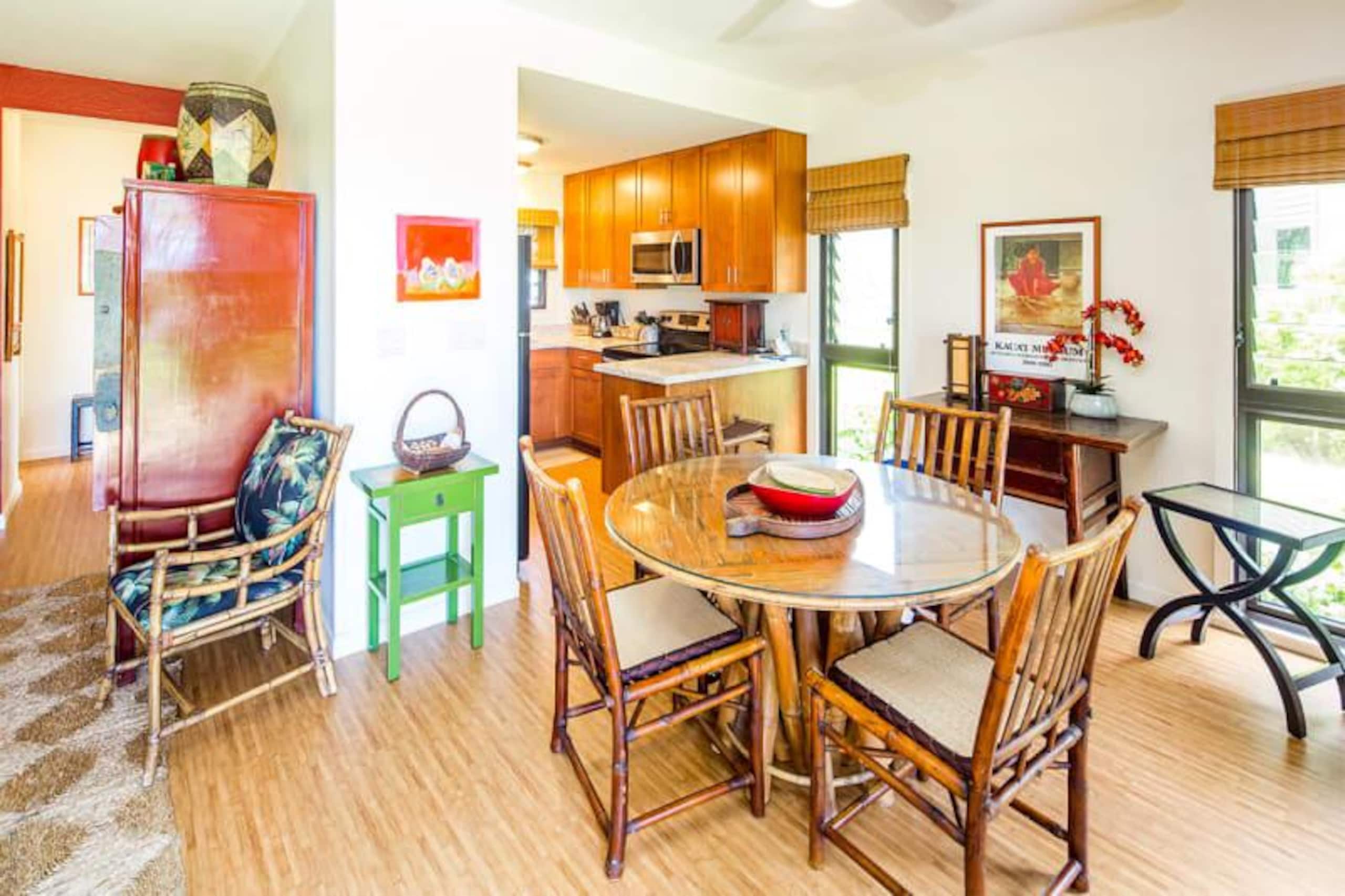 Waterfront condo w/ pool near Lydgate Beach - Photo 5