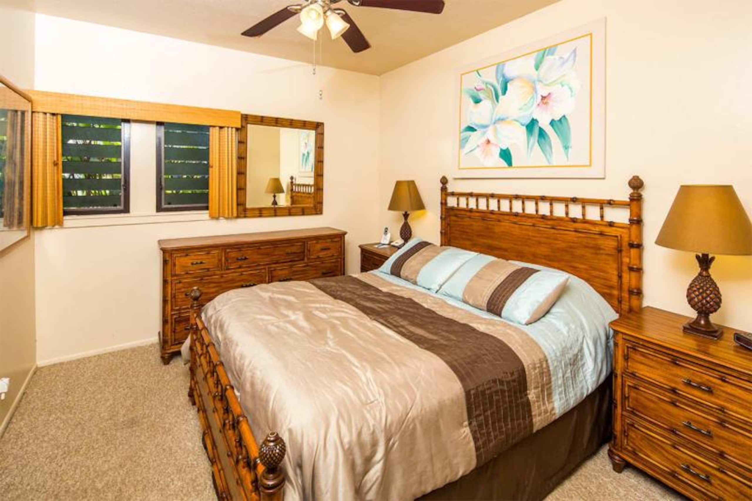 Oceanfront retreat w/ pool - near Lydgate Beach - Photo 8