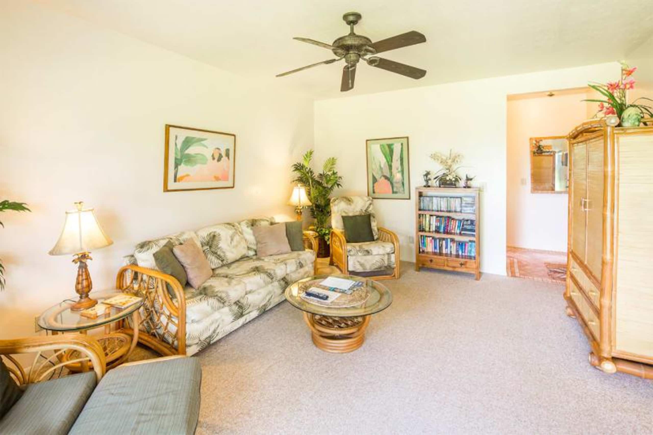 Oceanfront retreat w/ pool - near Lydgate Beach - Photo 3