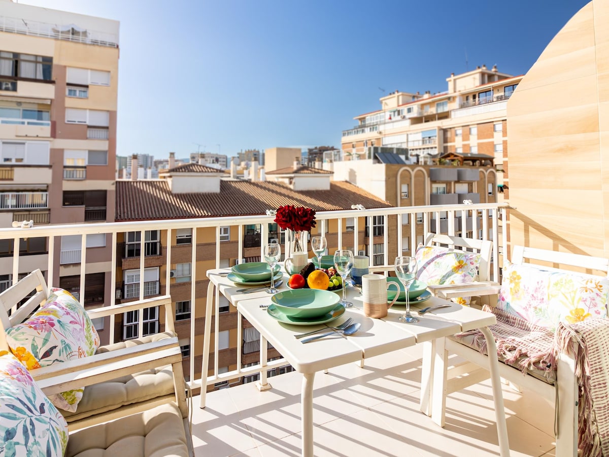 Successful Airbnb property: Malaga Center Flat Salitre Terrace II in Plaza De Toros Vieja