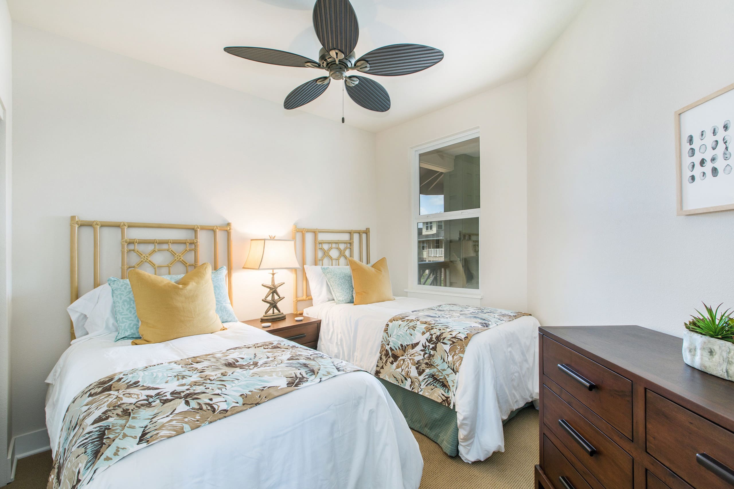 Townhouse in Koloa · ★4.86 · 3 bedrooms · 4 beds · 3 baths - Image 11