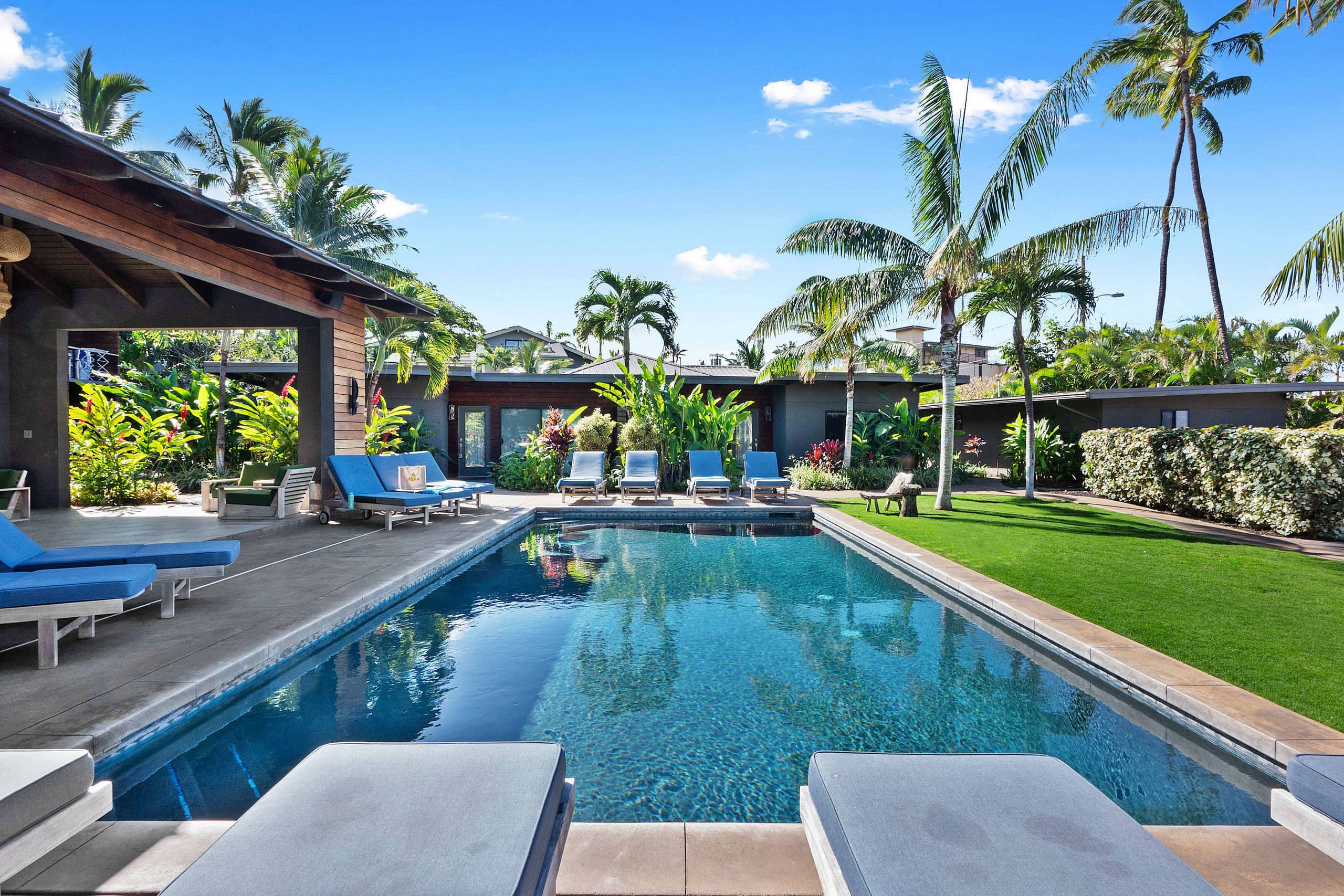 Walk to the Beach from a Modern Hideaway - Image 1