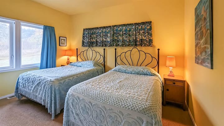 Chumba cha kulala cha 3 na vitanda viwili