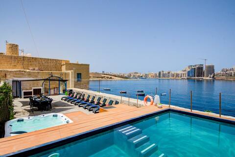 Enchanting Stone Villa with Pool and Jacuzzi