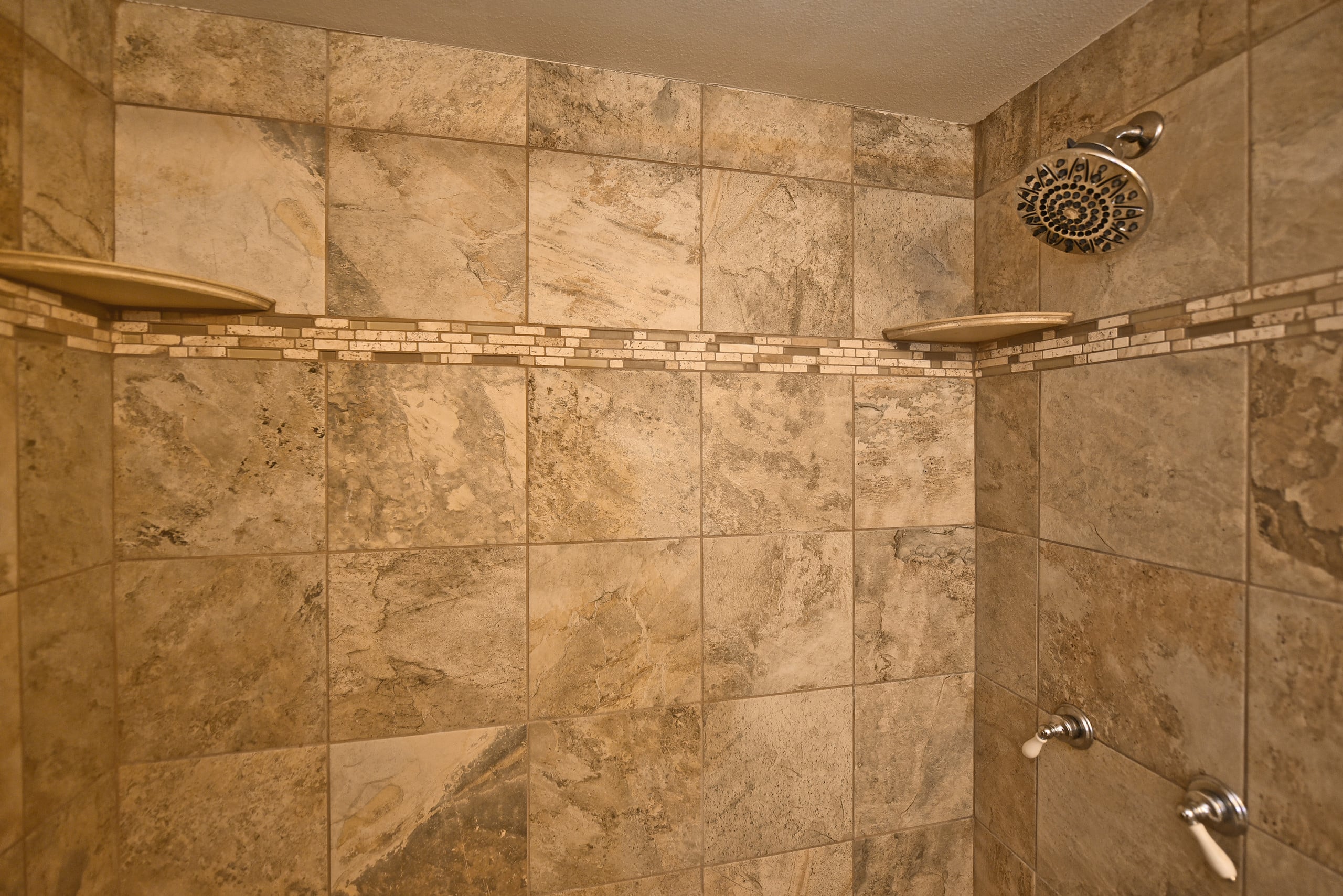 Condo in Kihei · ★4.7 · 3 bedrooms · 5 beds · 3 baths - Image 23