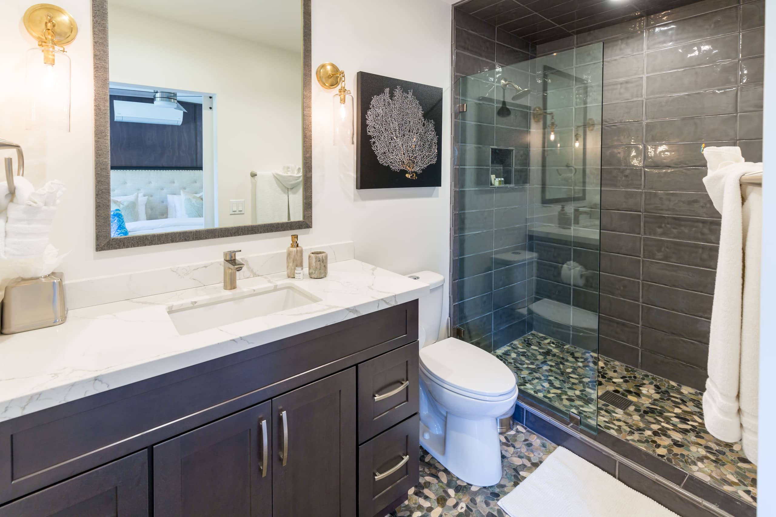 Home in Kihei · ★4.93 · 2 bedrooms · 2 beds · 2 baths - Image 12