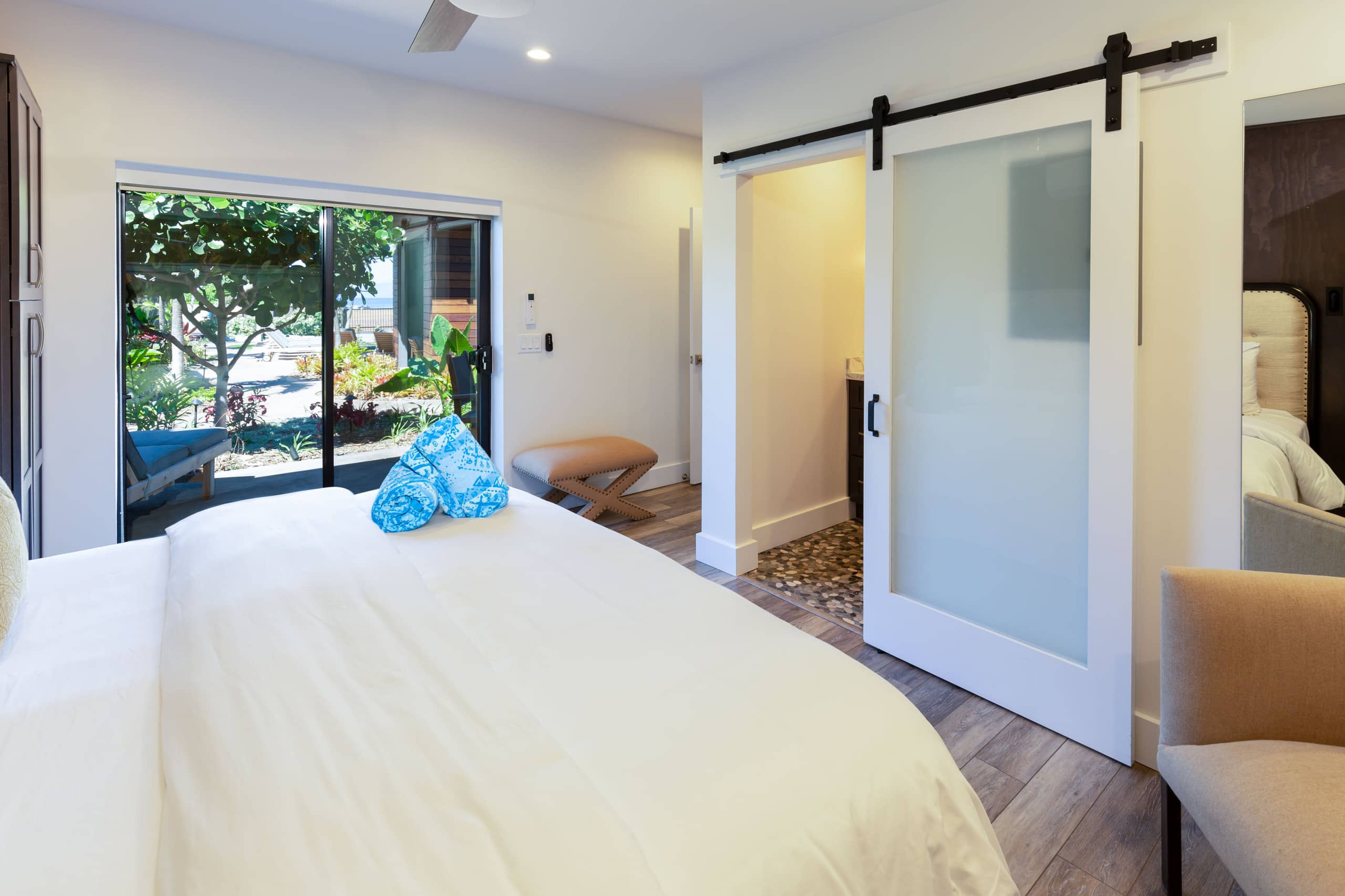 Home in Kihei · ★4.93 · 2 bedrooms · 2 beds · 2 baths - Image 11