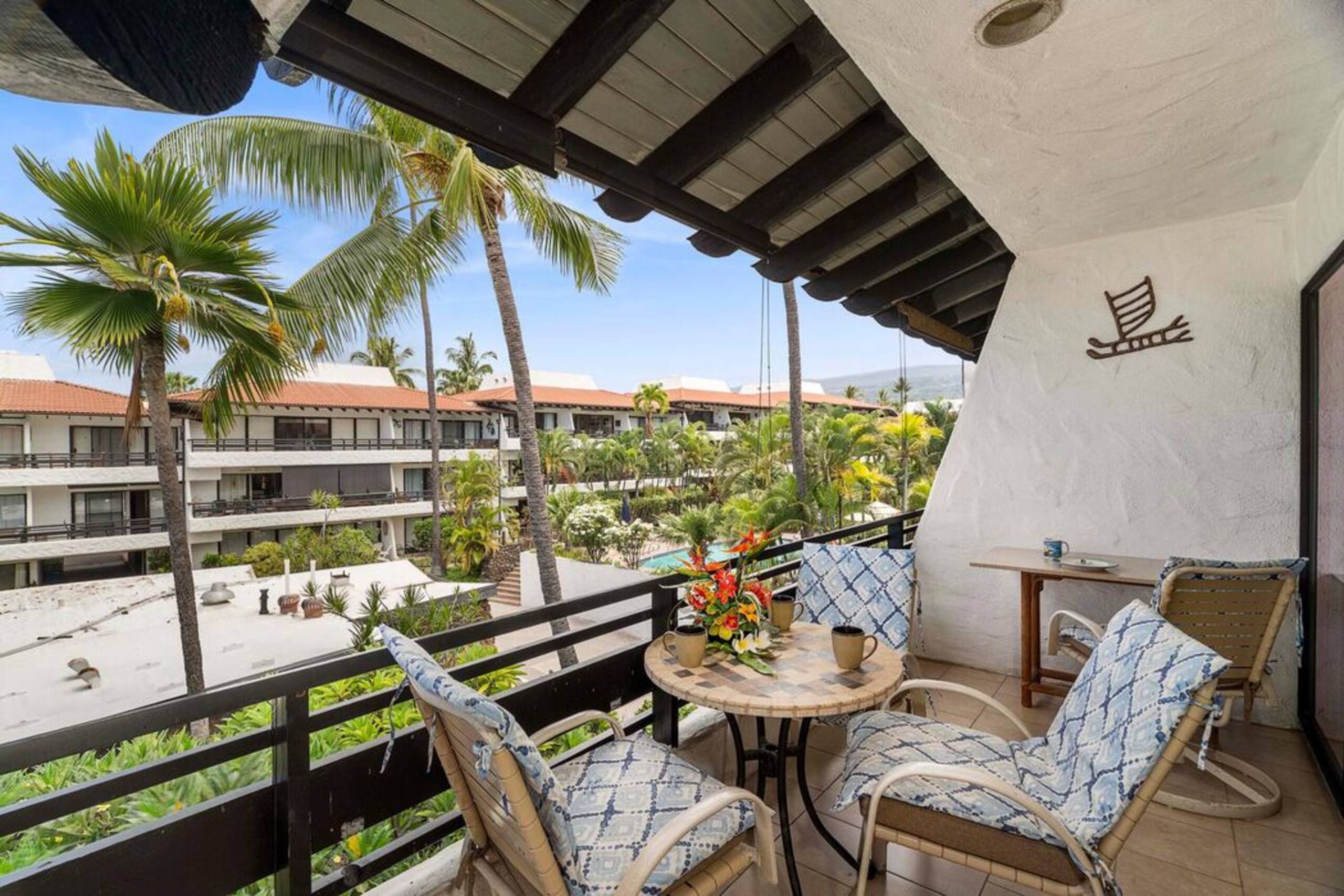 Condo in Kailua-Kona · ★4.67 · 1 bedroom · 2 beds · 1 bath - Image 7