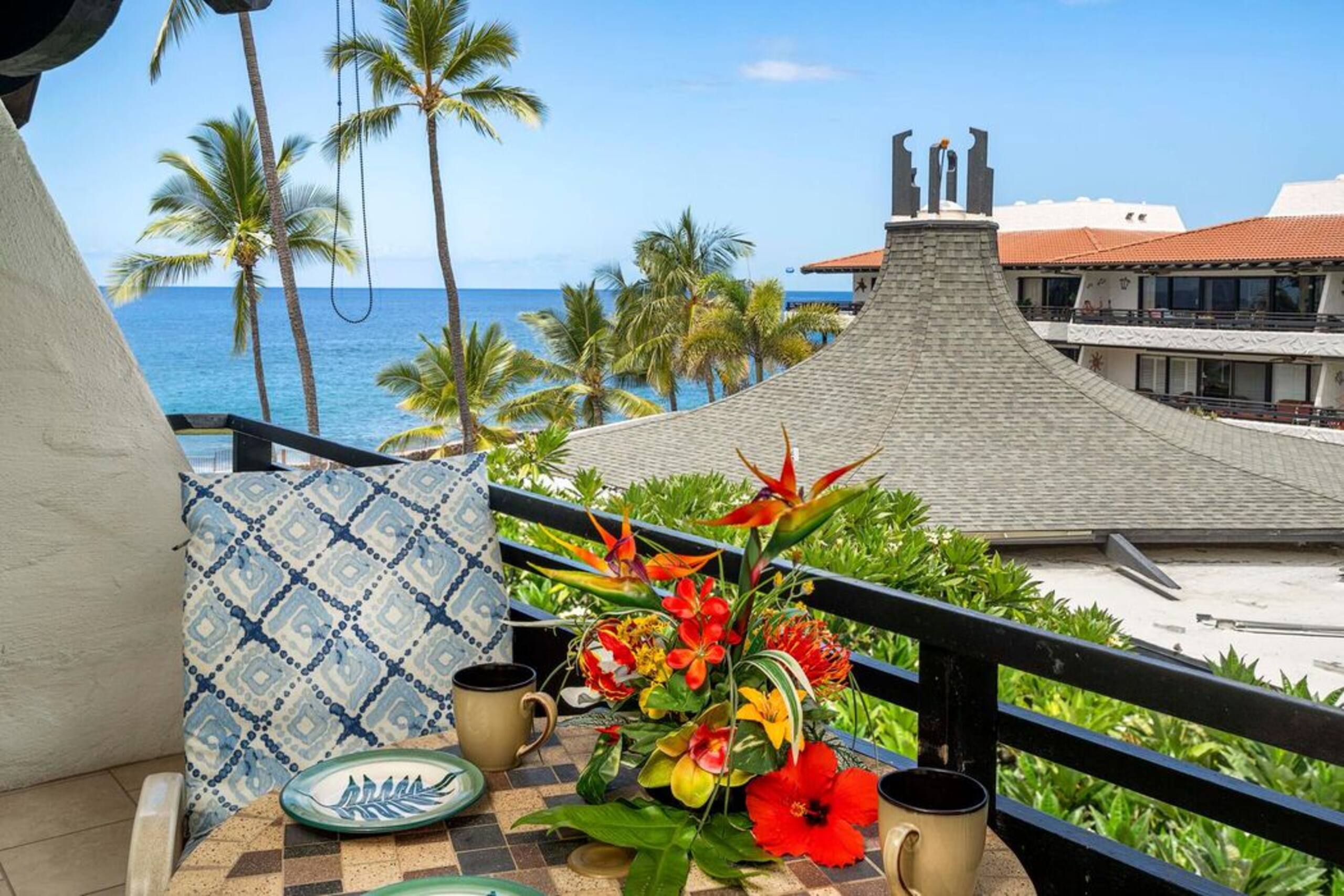 Condo in Kailua-Kona · ★4.67 · 1 bedroom · 2 beds · 1 bath - Image 6
