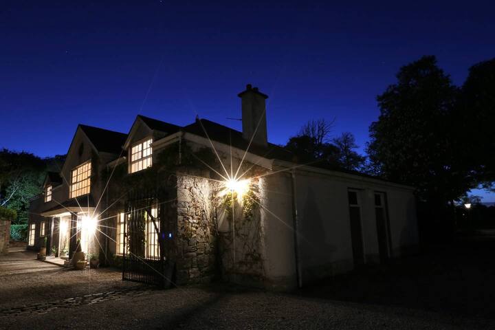 Rare Opportunity to stay on Unique Private Estate gallery image 3