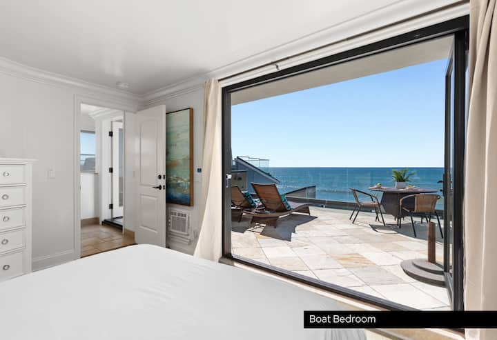 Спална соба со брод