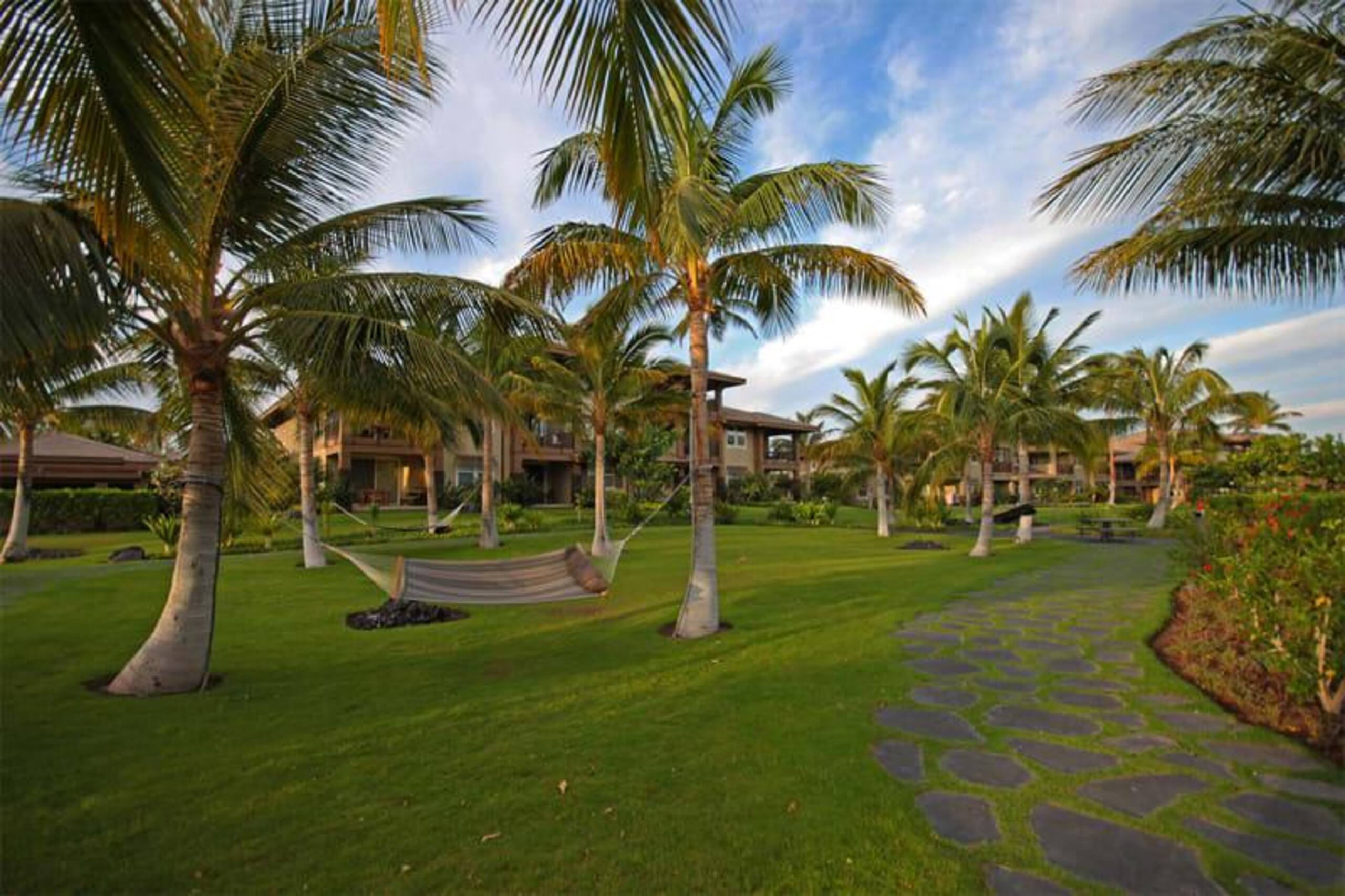 Condo in WAIKOLOA · ★4.33 · 2 bedrooms · 4 beds · 2 baths - Photo 34
