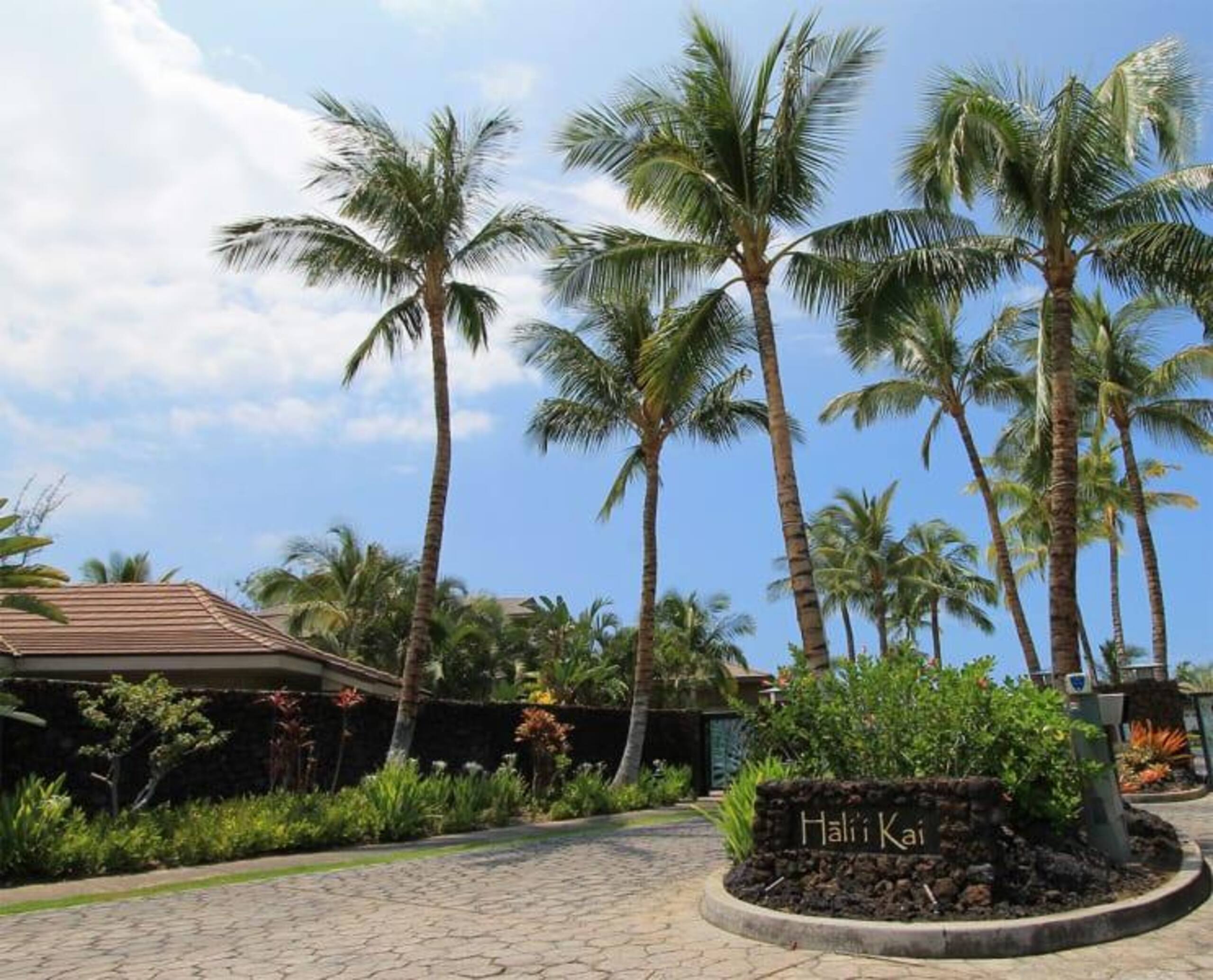 Condo in WAIKOLOA · ★4.33 · 2 bedrooms · 4 beds · 2 baths - Photo 33