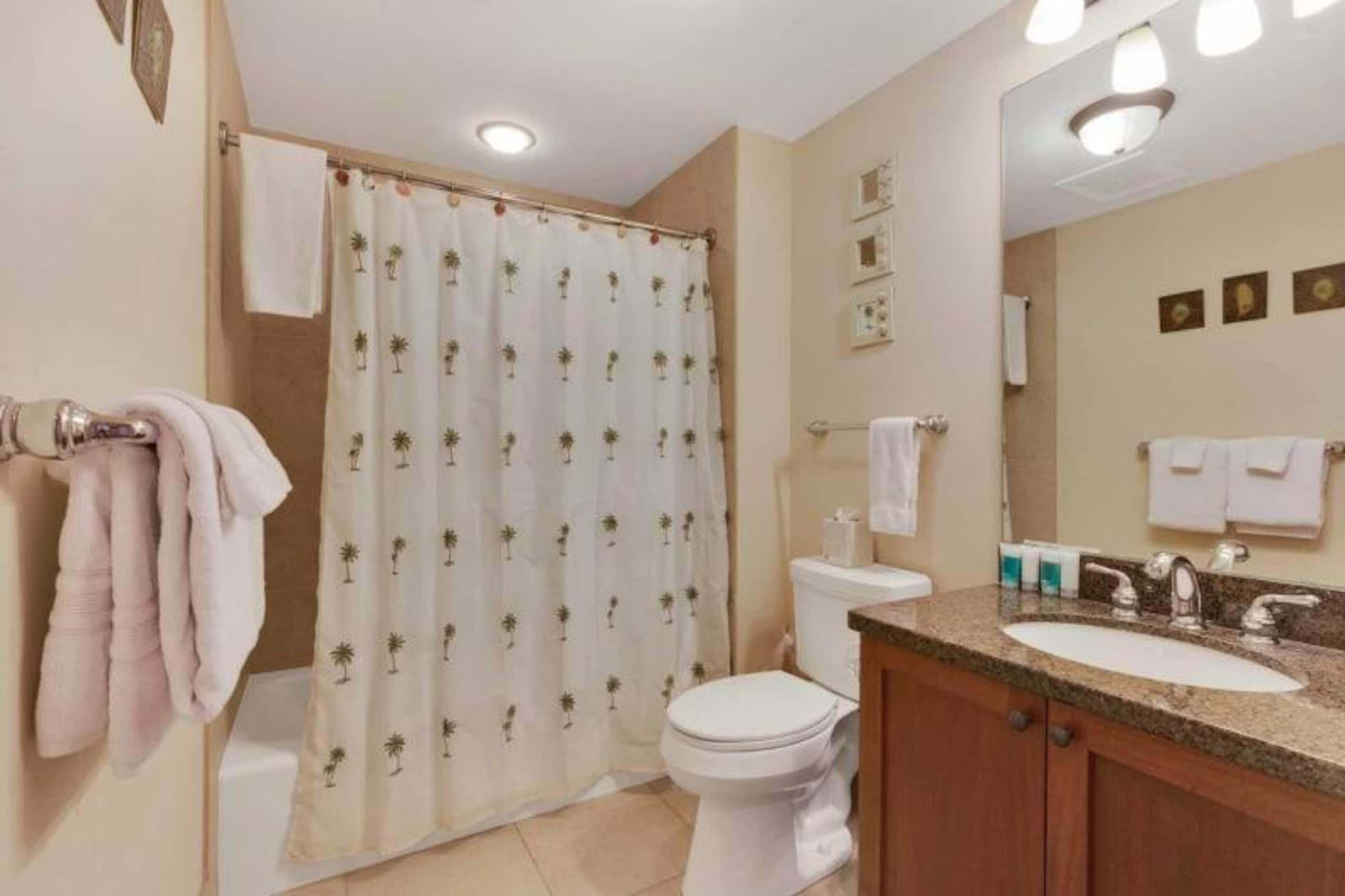 Condo in WAIKOLOA · ★4.33 · 2 bedrooms · 4 beds · 2 baths - Photo 15