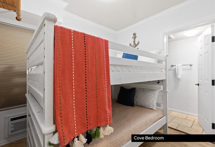 Cove საძინებელი