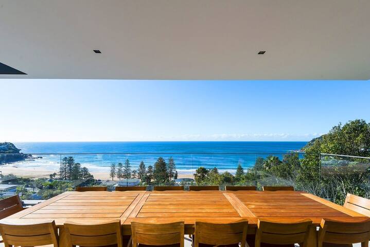 Cetacean by Palm Beach Holiday Rentals gallery image 3