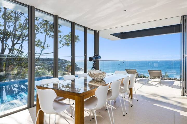 Cetacean by Palm Beach Holiday Rentals gallery image 5