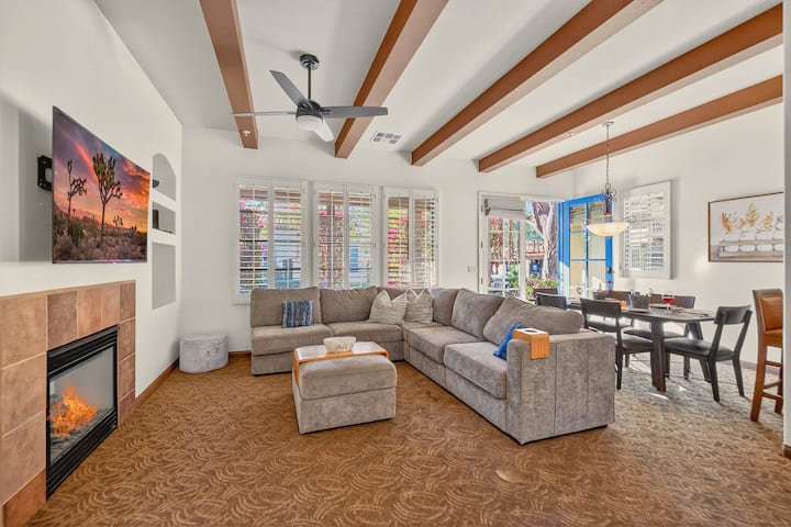 Lv213 2 Br Villa Near Main Pools - California