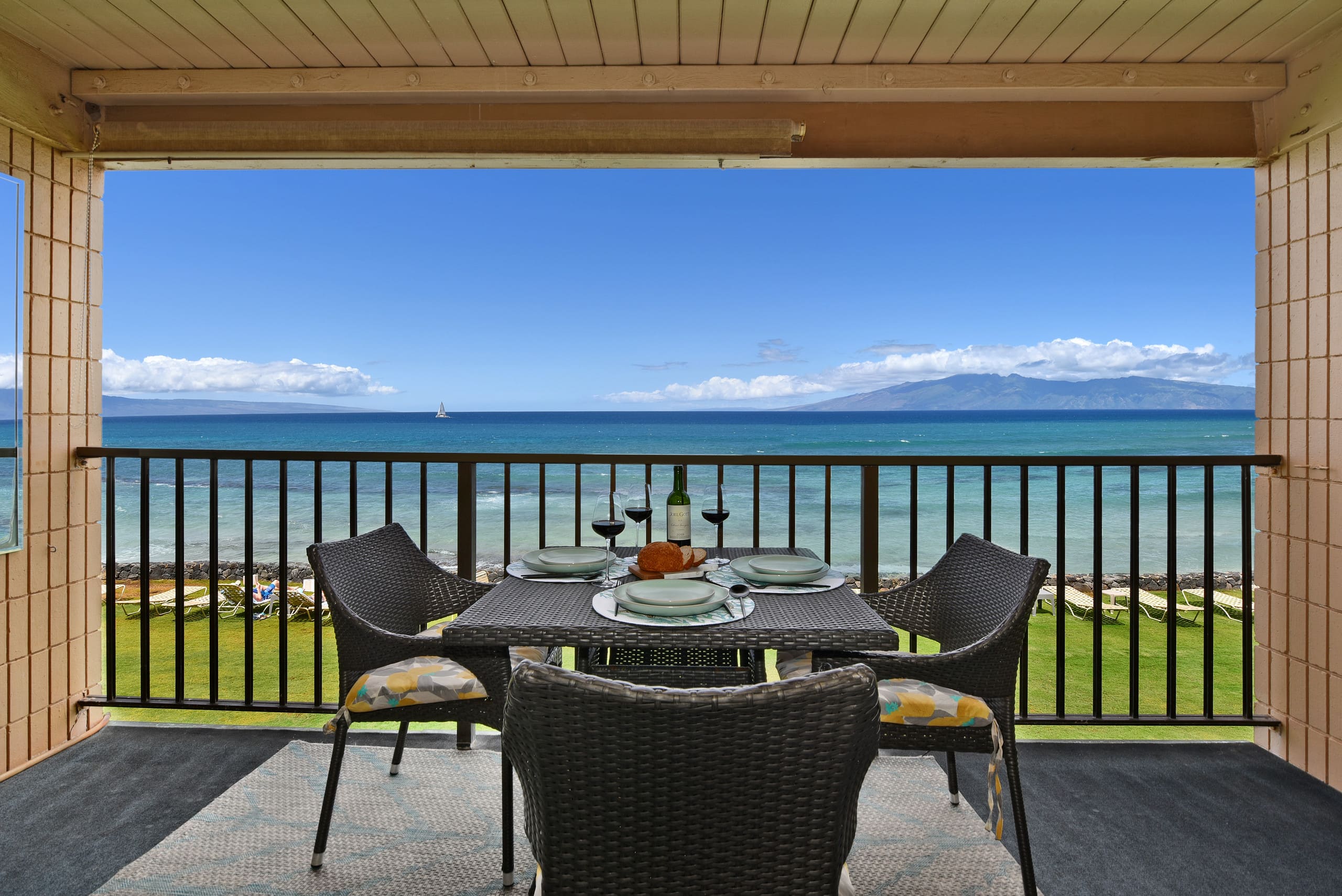 Condo in Lahaina · ★4.81 · 1 bedroom · 2 beds · 1 bath - Image 23