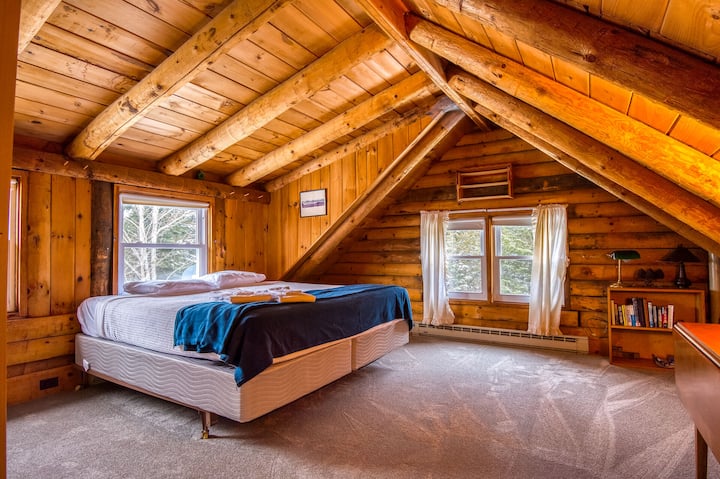 Mbreti i dhomës së katërt të gjumit - Niveli i sipërm