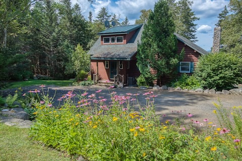 Second Wind - Right on Mooselookmeguntic Lake!