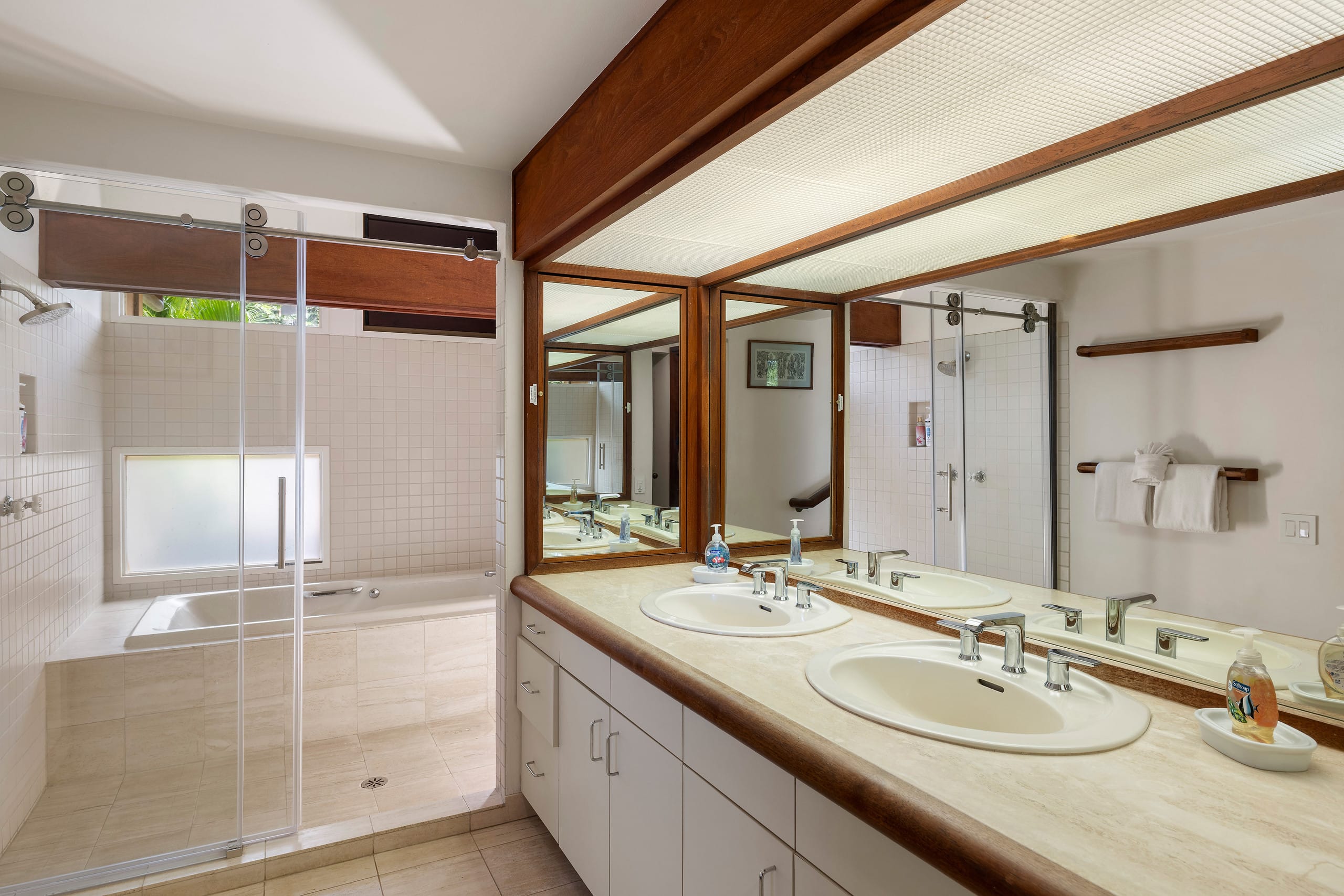 Home in Waimea · ★4.57 · 5 bedrooms · 7 beds · 5 baths - Image 40