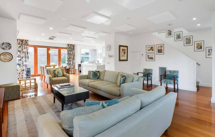 Maple on Kent gallery image 4