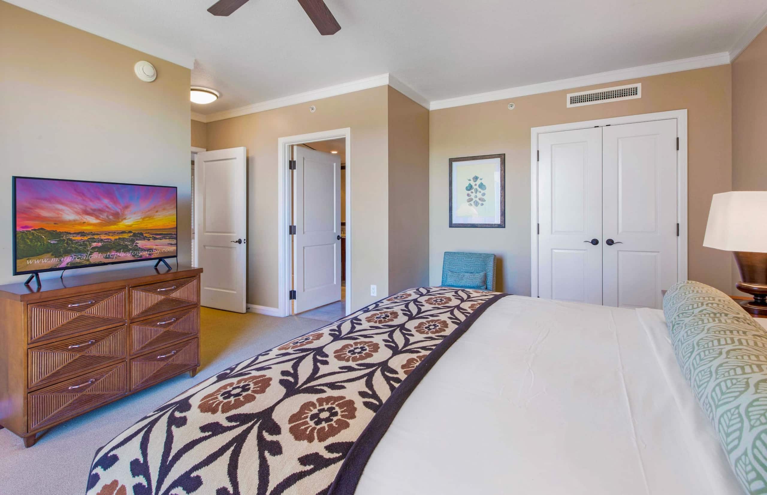 Condo in Lahaina · ★5.0 · 2 bedrooms · 3 beds · 2 baths - Image 24