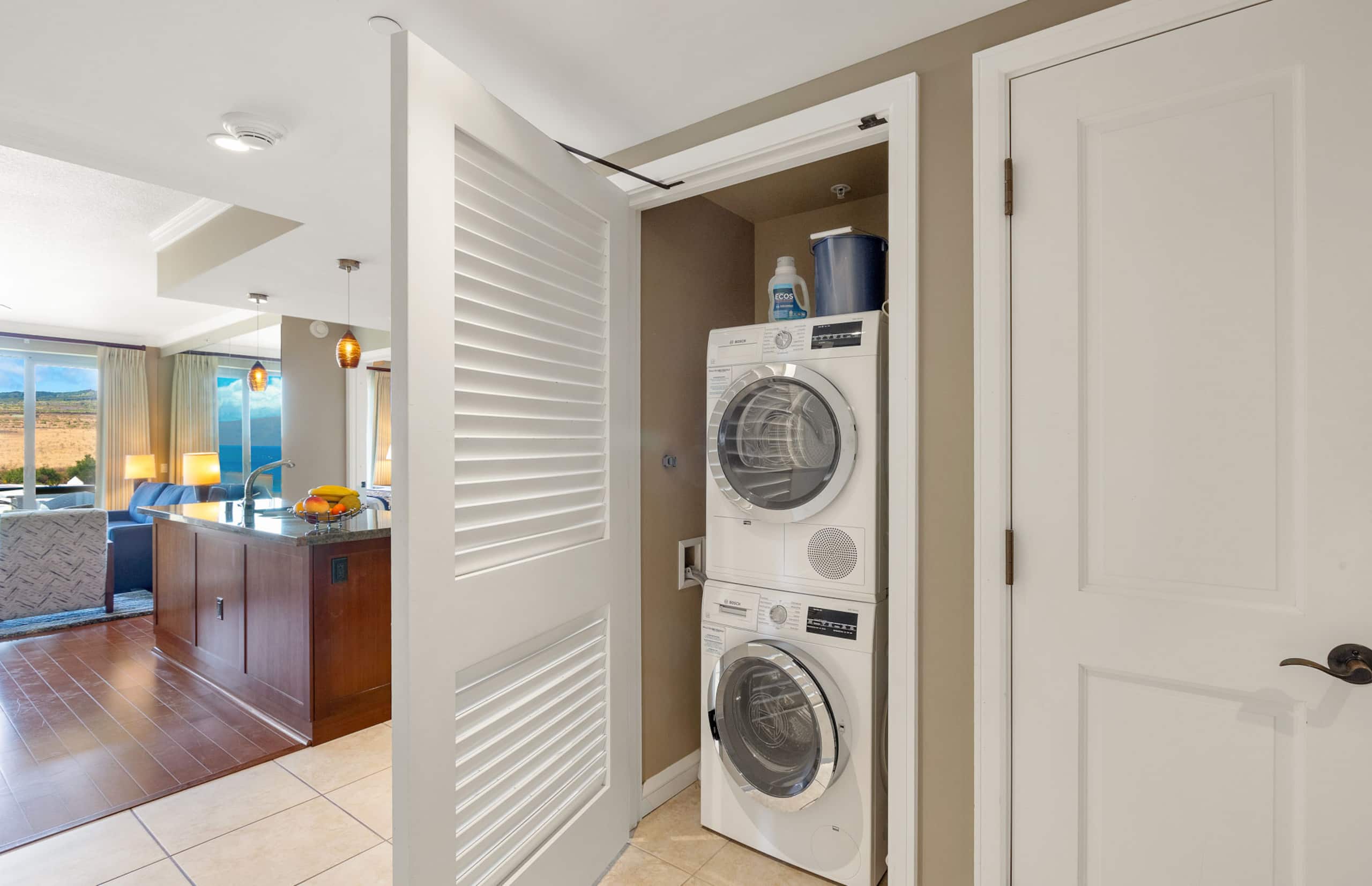 Condo in Lahaina · ★5.0 · 2 bedrooms · 3 beds · 2 baths - Image 27