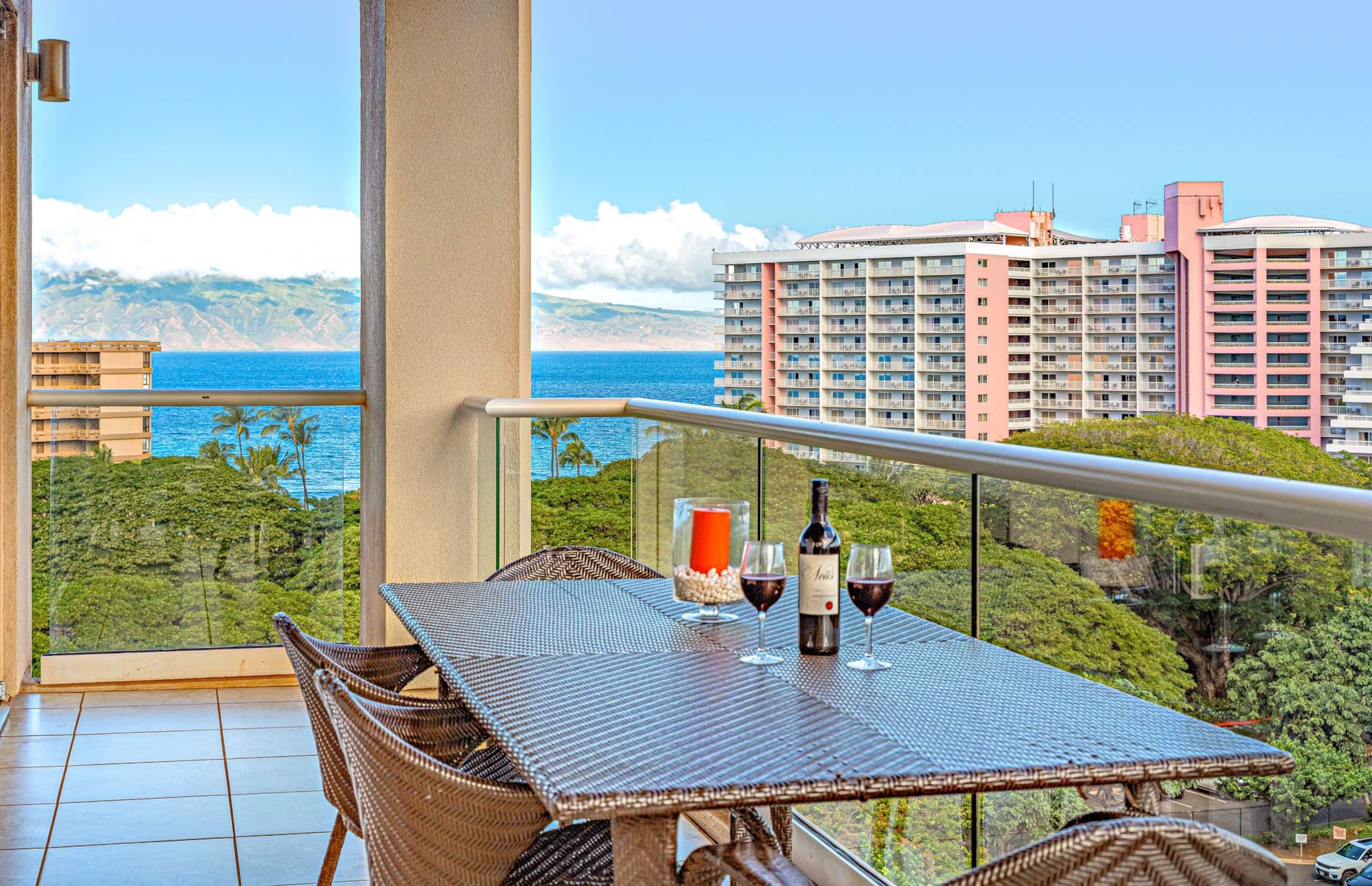 Condo in Lahaina · ★5.0 · 2 bedrooms · 3 beds · 2 baths - Image 2