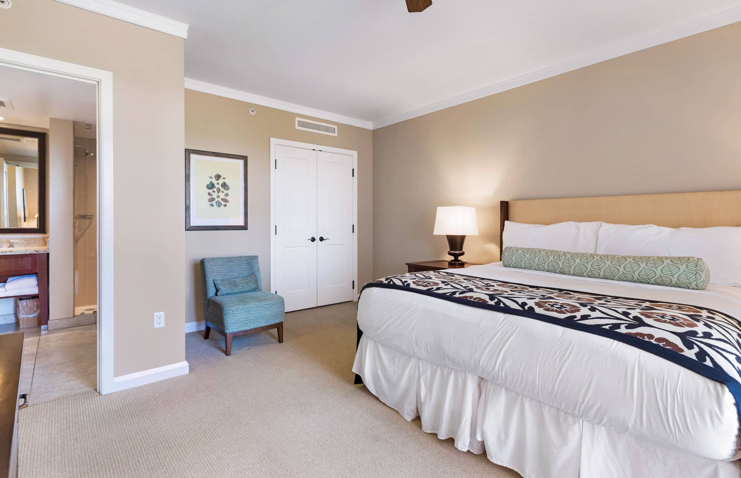 Condo in Lahaina · ★5.0 · 2 bedrooms · 3 beds · 2 baths - Image 25