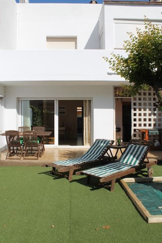 Euroapart La Fosca S L managed Airbnb listing 1