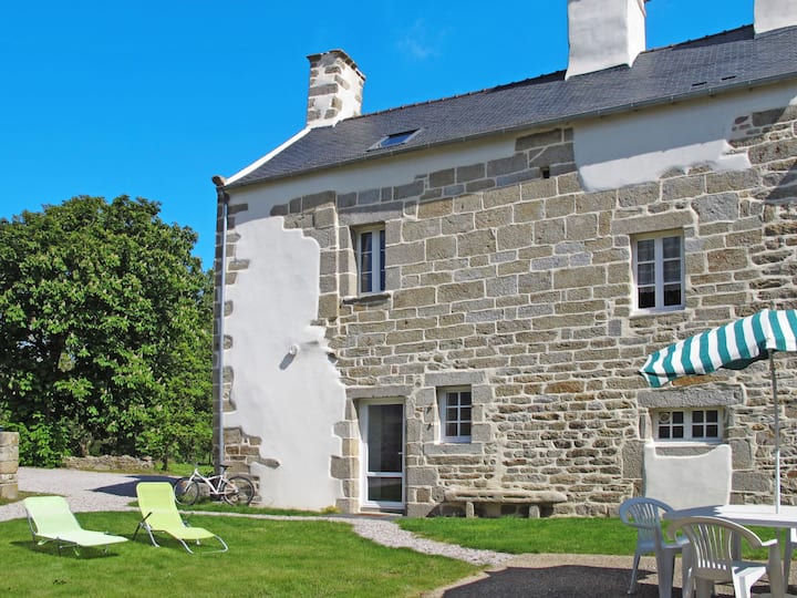 Le Manoir By Interhome - Kerlouan