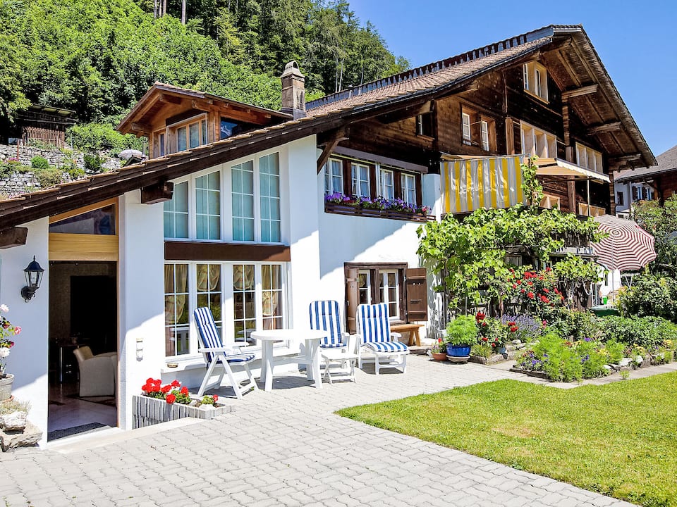 Apartment Am Brienzersee by Interhome — photo 1