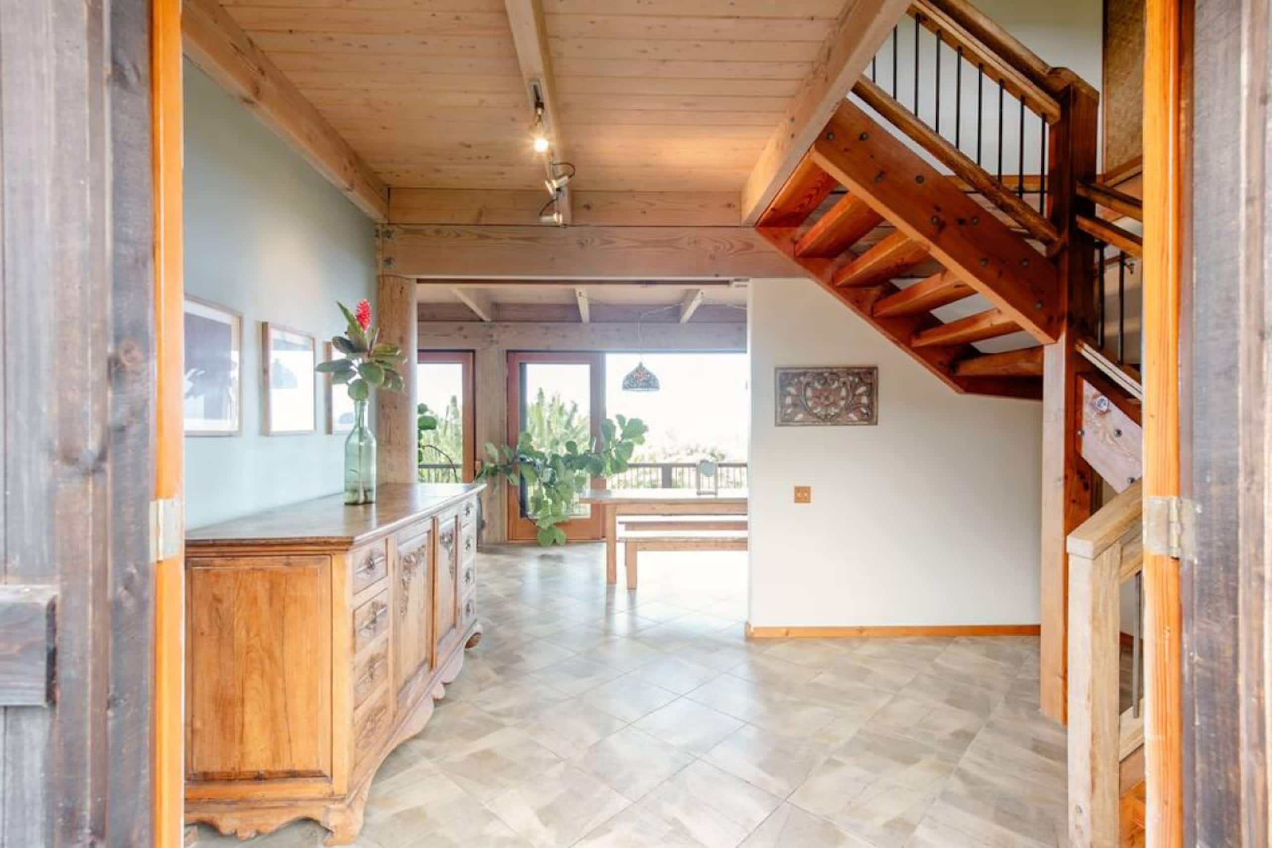 Home in Captain Cook · ★4.96 · 2 bedrooms · 2 beds · 1.5 baths - Photo 12