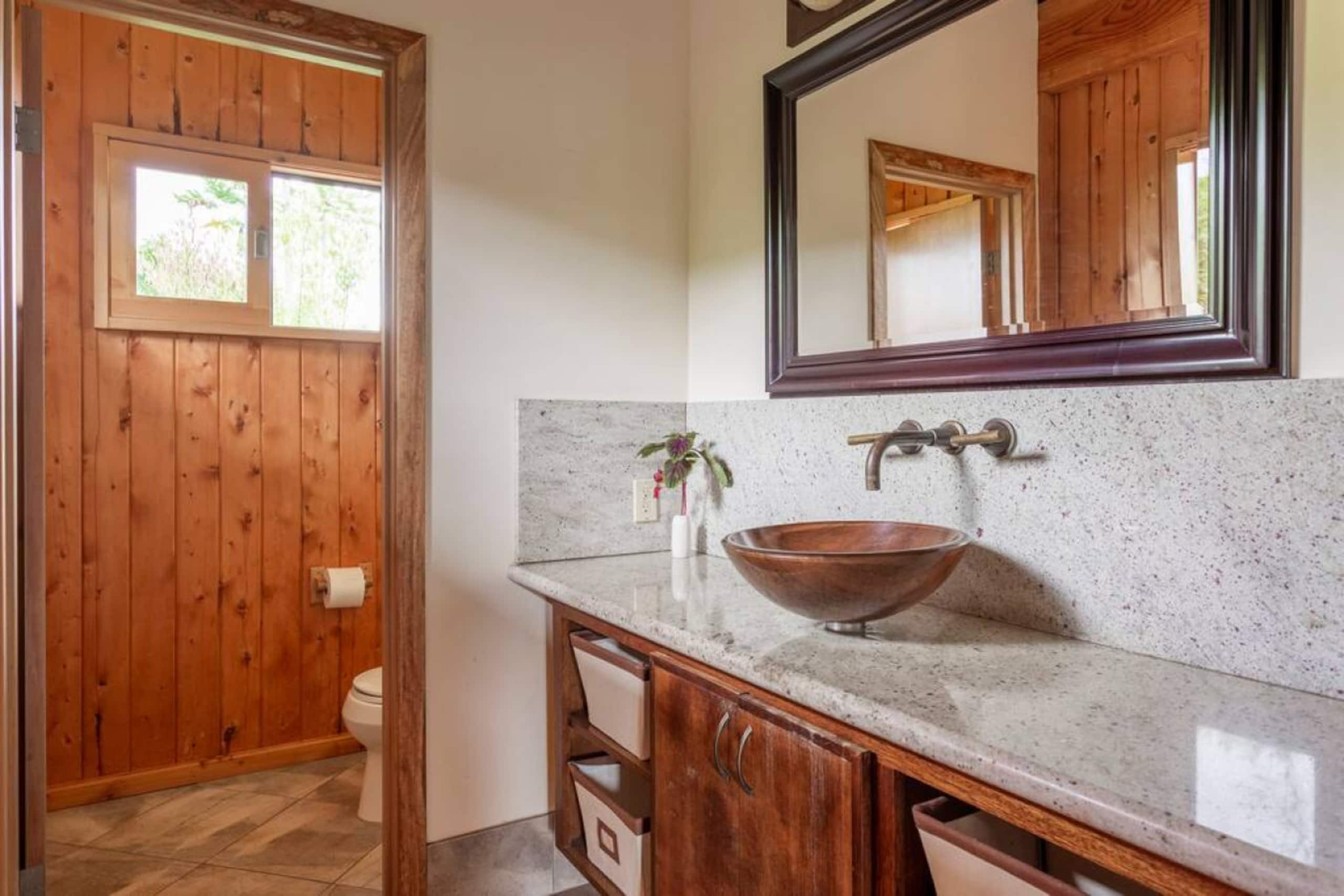 Home in Captain Cook · ★4.96 · 2 bedrooms · 2 beds · 1.5 baths - Photo 29