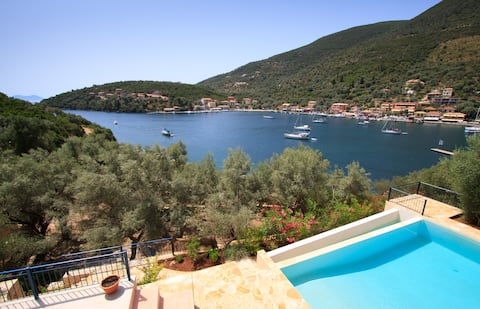 Villa Sivota Exclusive sea front Villa with 99